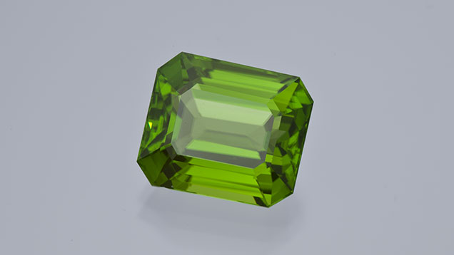 Dr. E. J. Gübelin Collection Peridot 